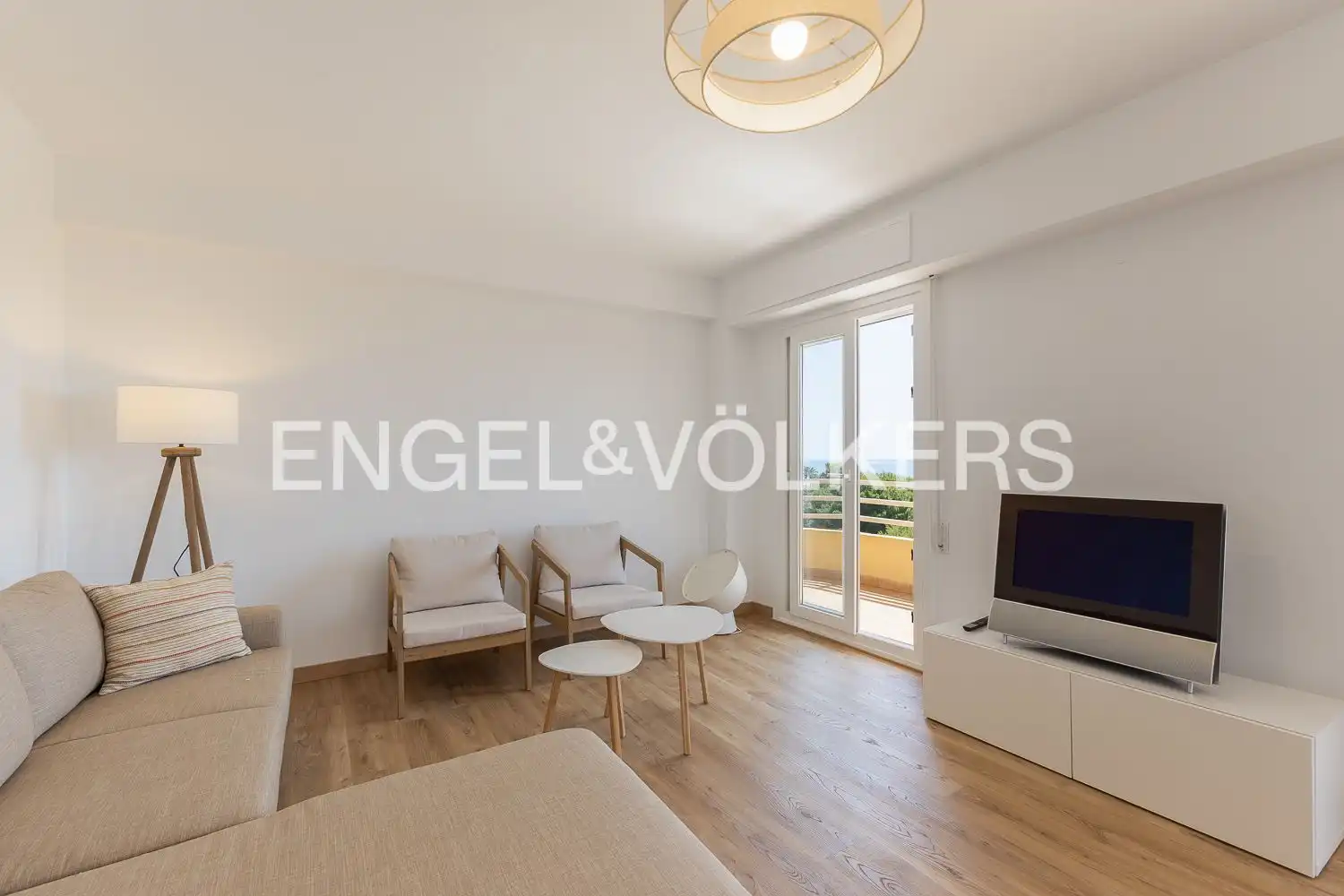 Sala d'estar de Pis de lloguer en Valencia amb Calefacció, Parquet i Terrassa