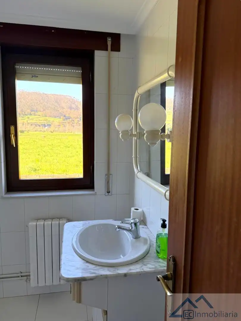 Bany de Casa o xalet en venda en Santa María de Cayón amb Traster