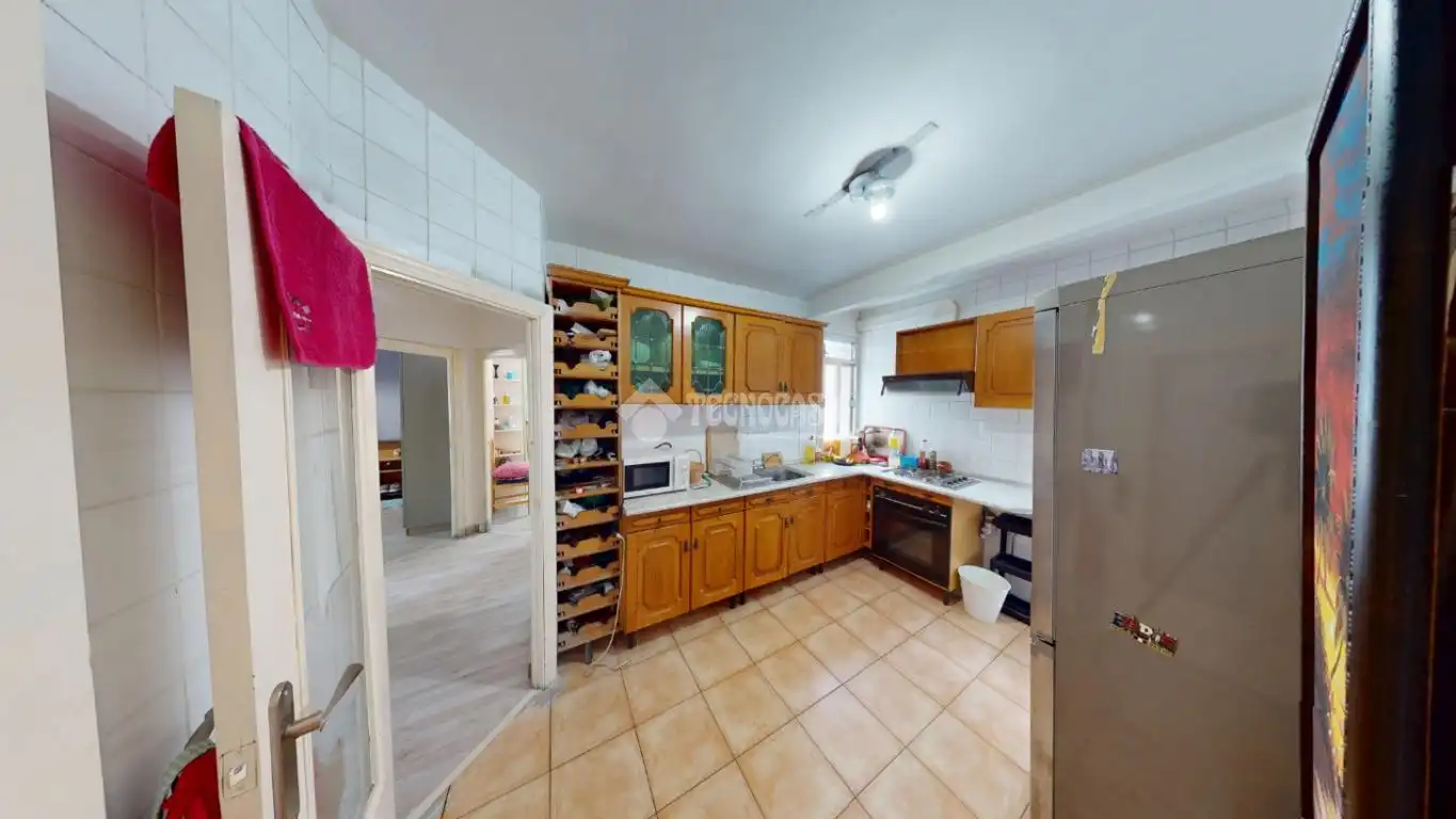 Flat for sale in Flores