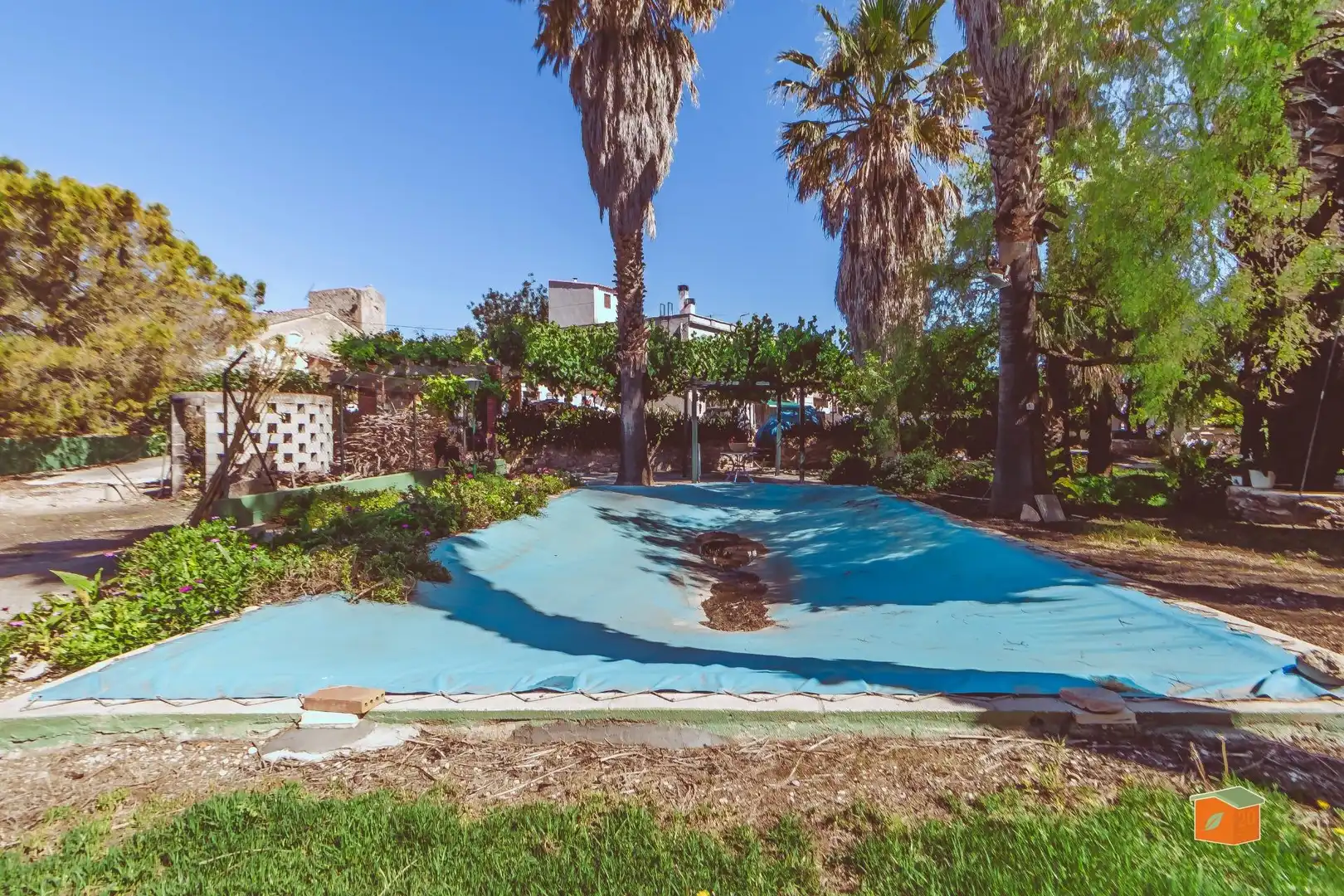 Piscina de Finca rústica en venda en Tortosa amb Aire condicionat i Jardí privat