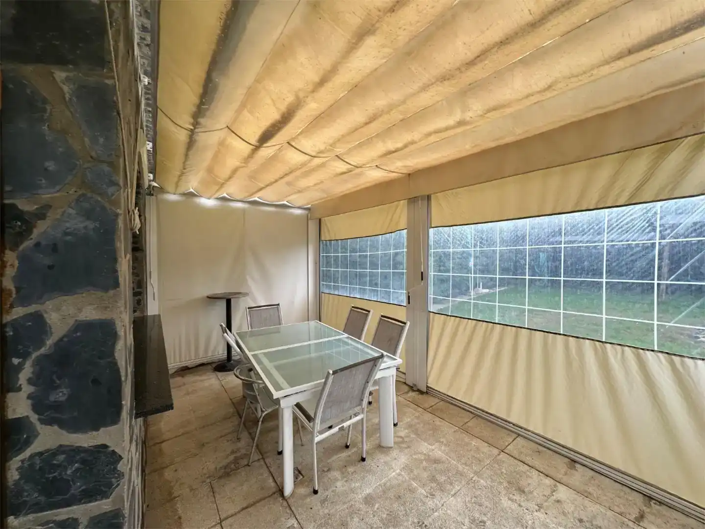 Terrasse von Wohnung zur Miete in Valverde de Leganés mit Klimaanlage, Privatgarten und Schwimmbad