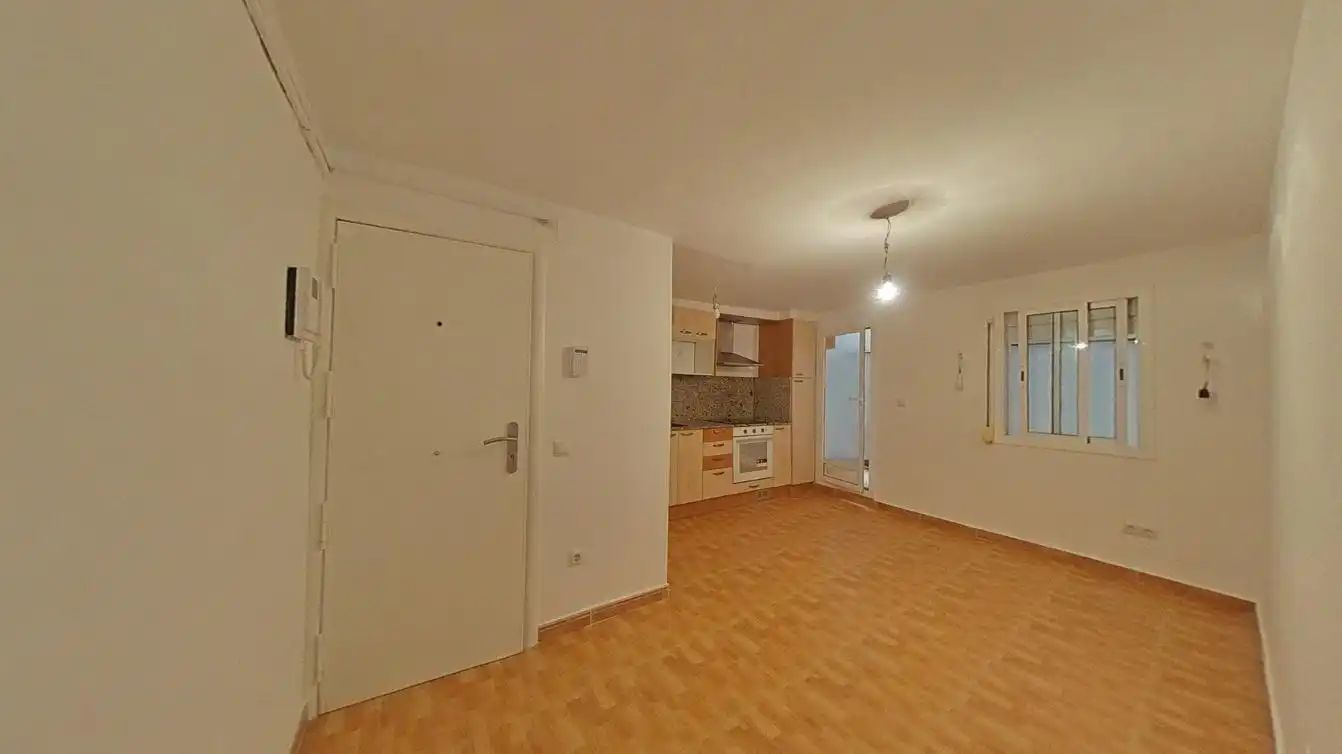 Dormitori de Pis en venda en Barcelona amb Parquet