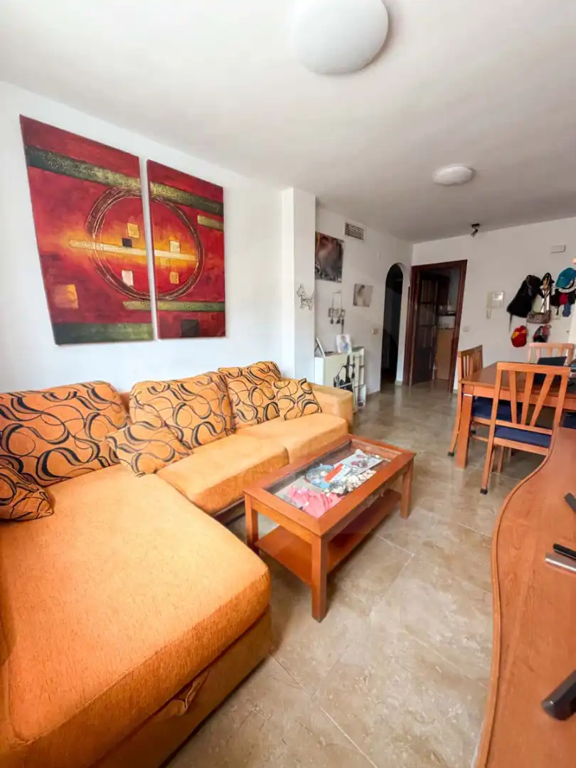 Sala d'estar de Pis en venda en Cártama amb Traster