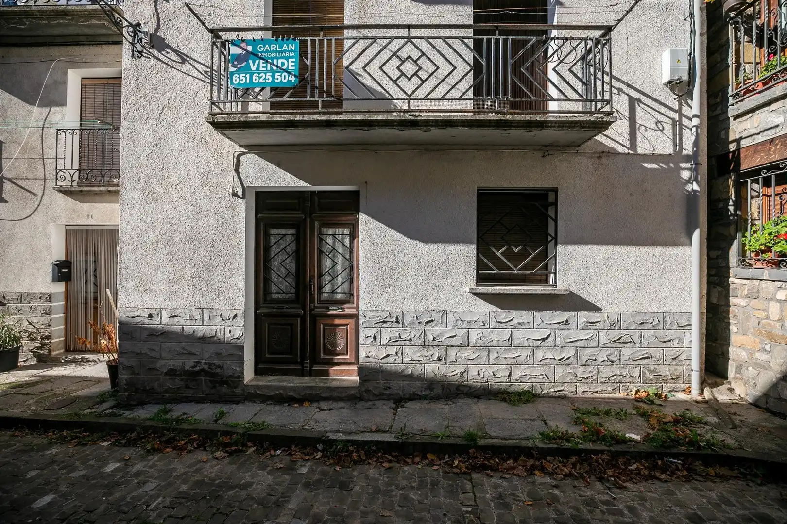 Vista exterior de Casa o chalet en venta en Valle de Hecho con Balcón