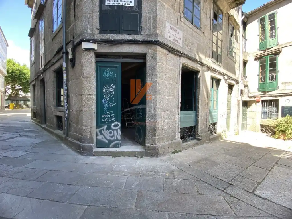 Vista exterior de Local de lloguer en Santiago de Compostela 