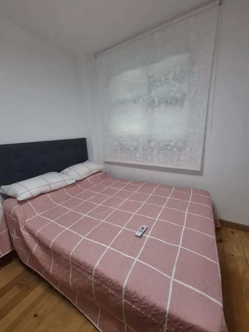 Schlafzimmer von Wohnungen zur Miete in Torremolinos mit Terrasse, Abstellraum und Möbliert