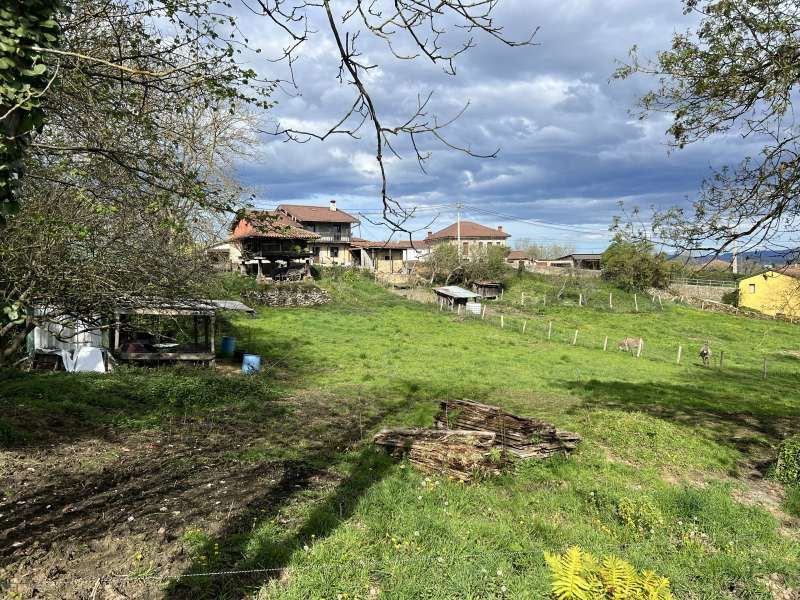 Residencial en venda en Llanera