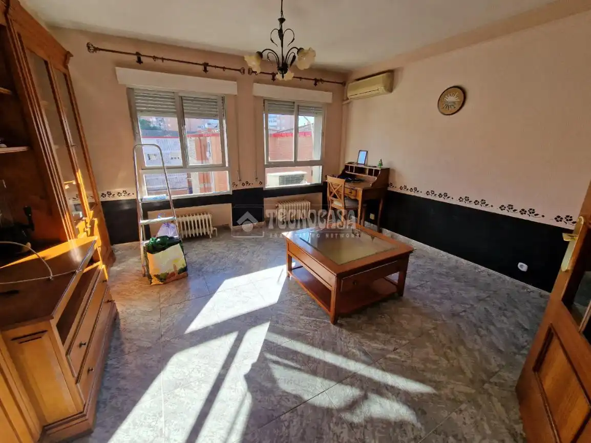 Sala de estar de Piso en venta en Alcalá de Henares con Amueblado
