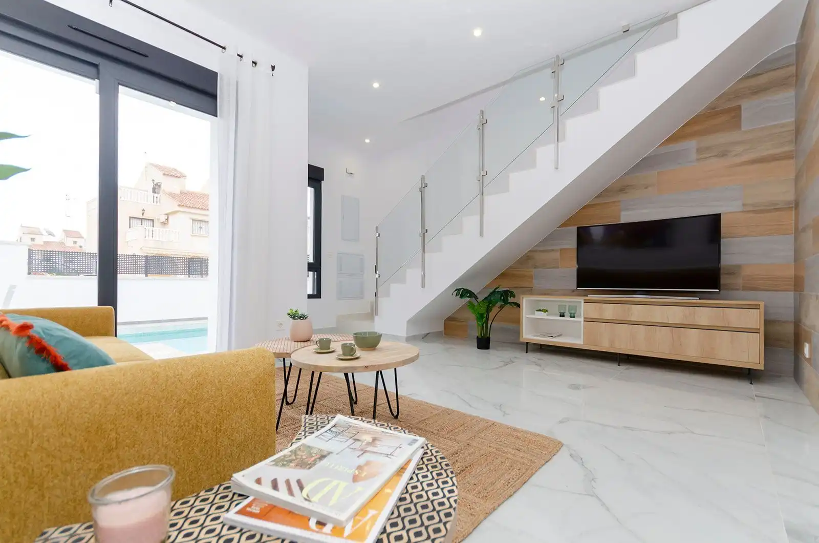 Sala de estar de Casa o chalet en venta en Torrevieja con Aire acondicionado, Jardín privado y Terraza