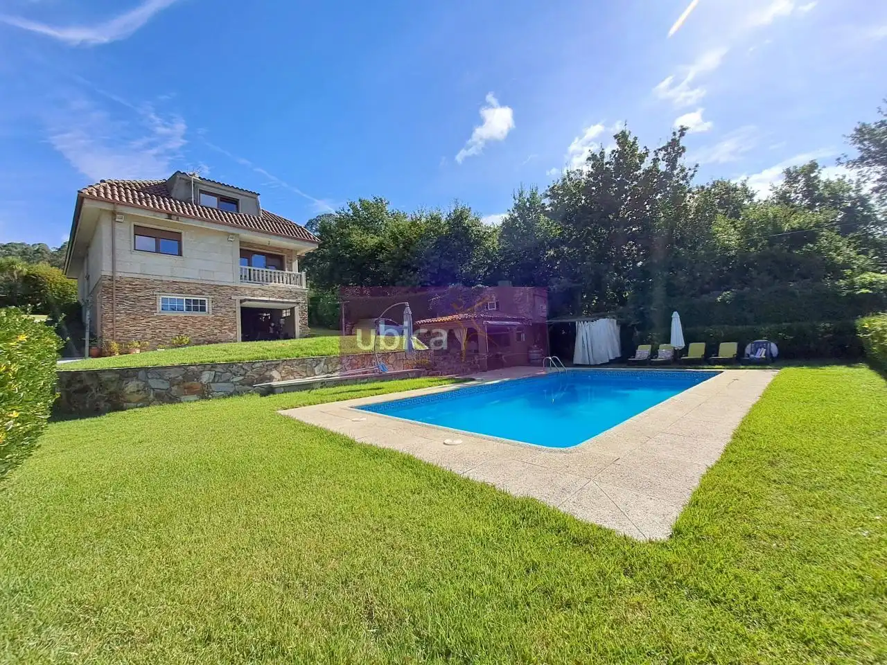 Villa avec piscine à vendre à Cabral - Candeán