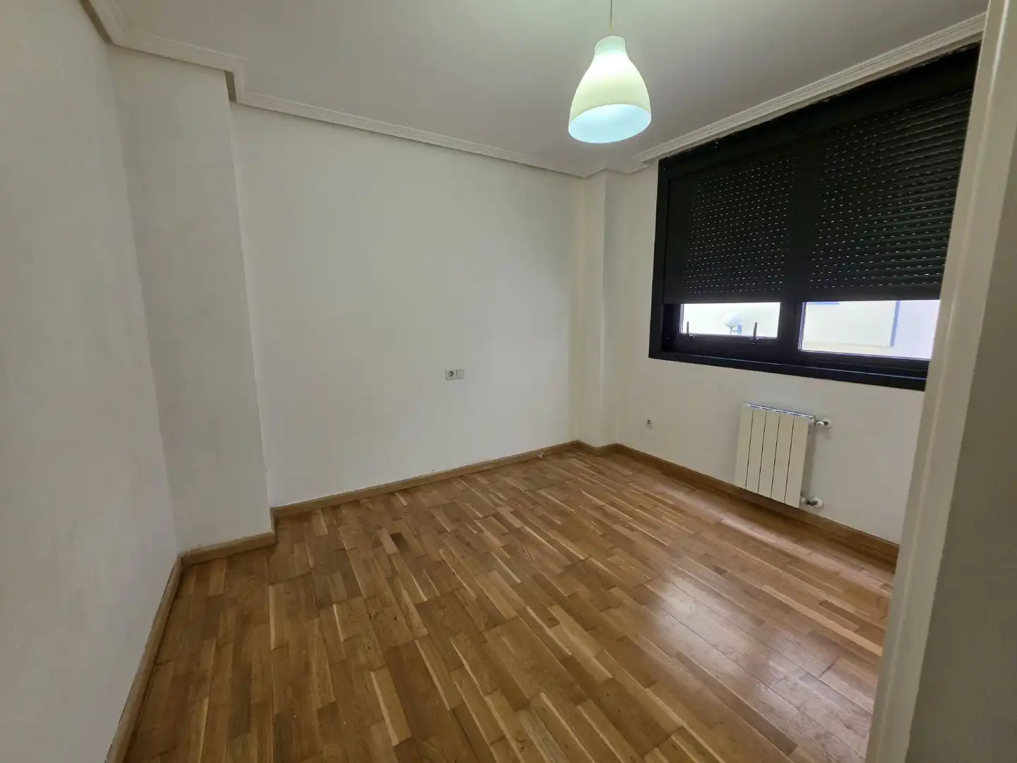 Habitación de Piso de alquiler en A Coruña Capital  con Calefacción