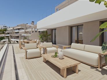 Baixos amb piscina en venda a Estepona Pueblo