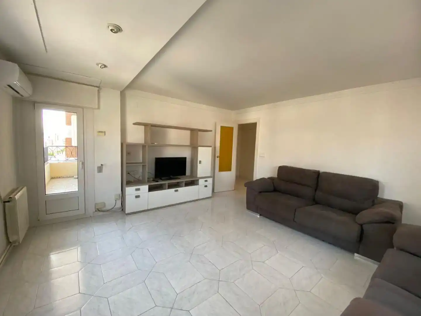 Living room of Flat for sale in Elda  with Air Conditioner
