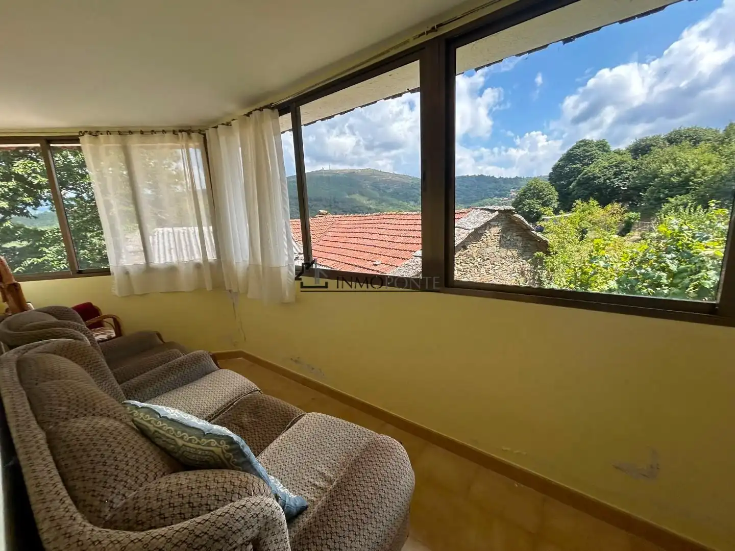 Vista exterior de Casa o xalet en venda en Forcarei amb Calefacció, Jardí privat i Traster