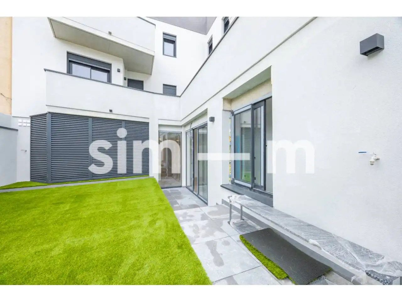 Jardín de Piso en venta en Sant Julià de Vilatorta con Calefacción y Terraza