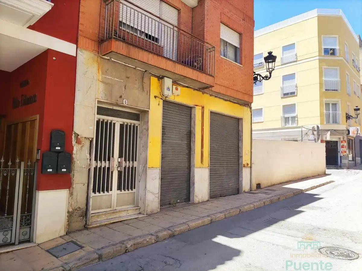 Local comercial de lloguer a Totana, imagen 2