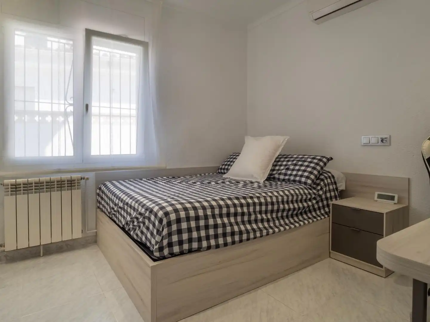Habitación de Casa o chalet en venta en L'Escala con Aire acondicionado, Calefacción y Terraza