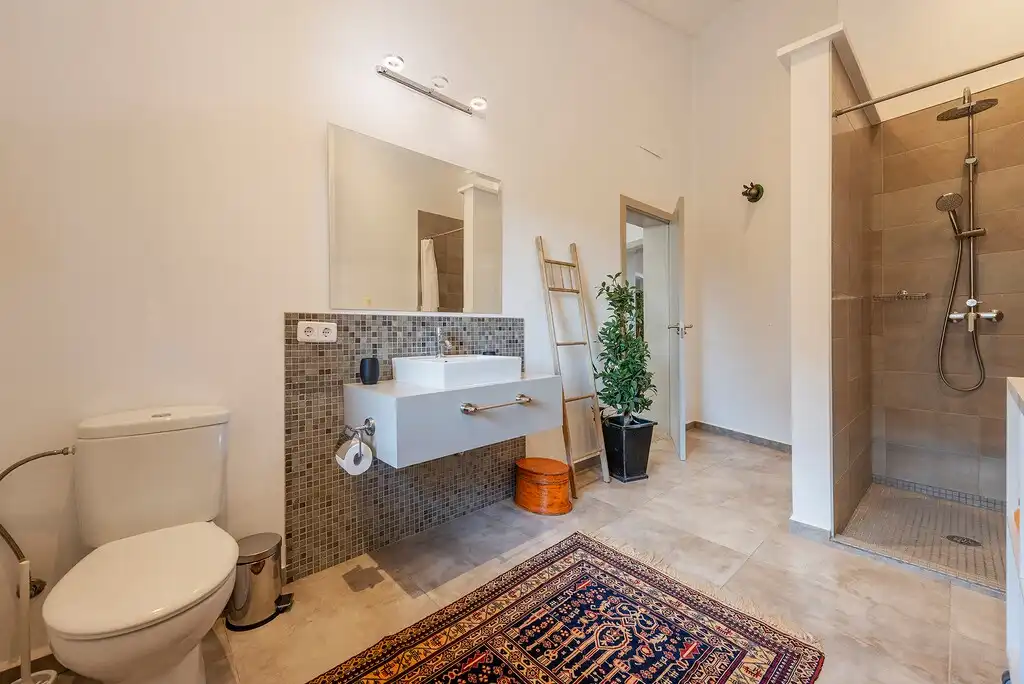 Casa rústica con piscina en venta en Selva, imagen 17