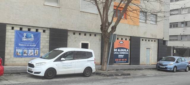 Local comercial en Alquiler en Carretera de Granada - La Alcazaba