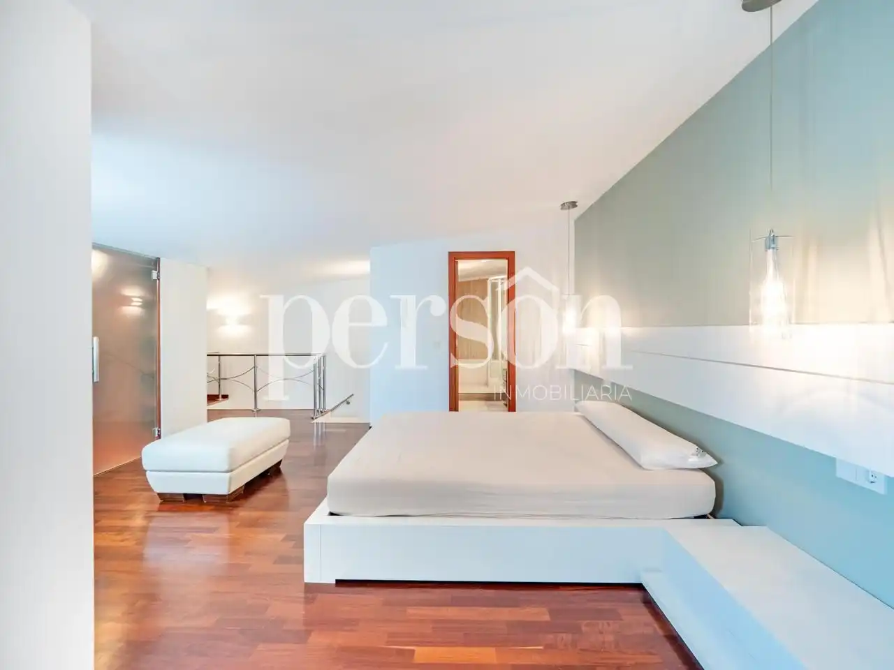 Dormitori de Dúplex en venda en Mislata amb Aire condicionat, Parquet i Terrassa
