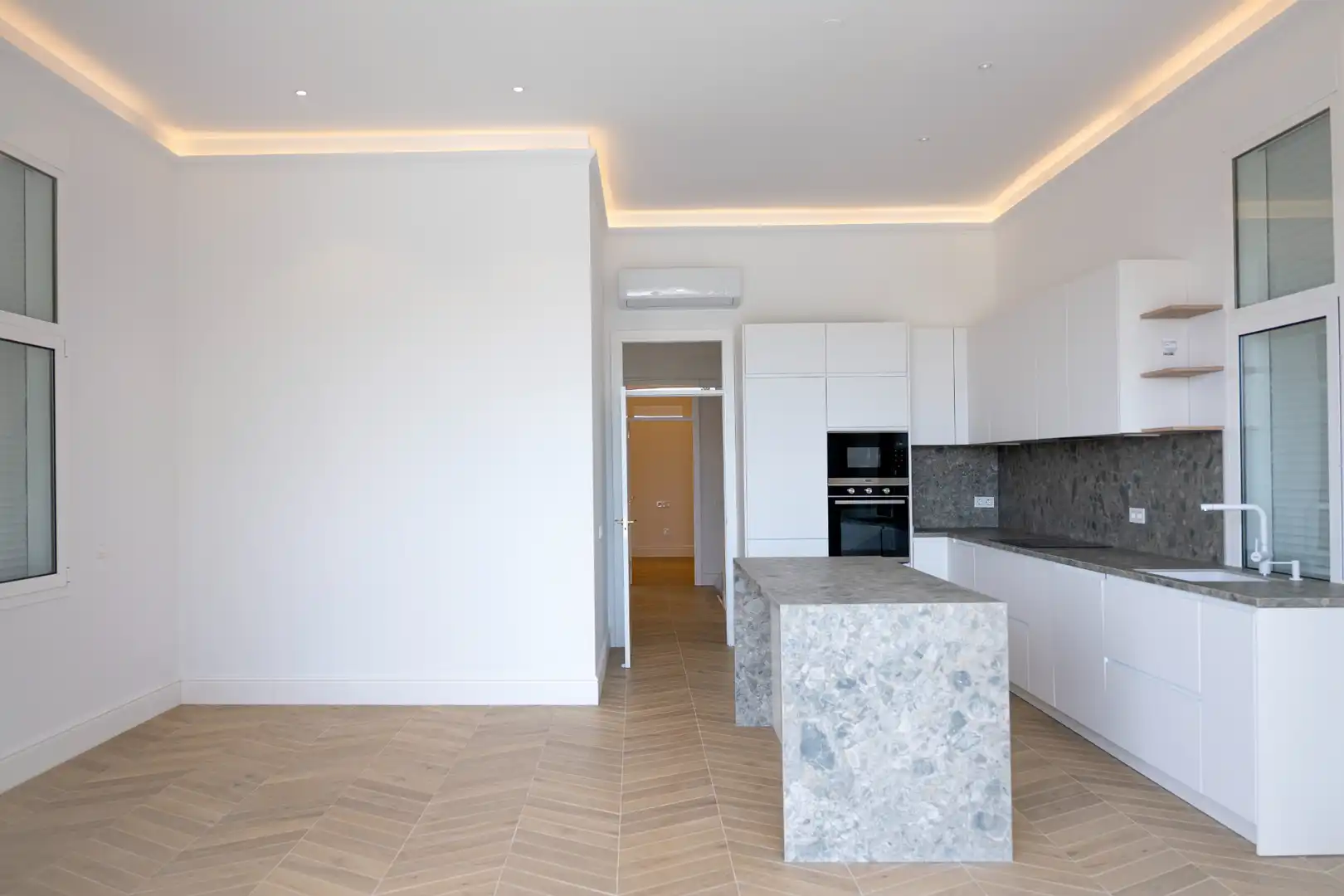 Cuina de Casa o xalet en venda en Arona amb Aire condicionat, Jardí privat i Parquet