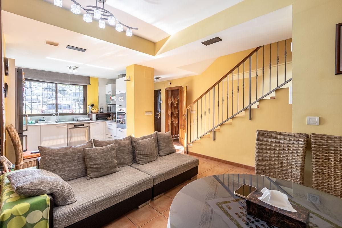 Living room of House or chalet for sale in Monachil  with Air Conditioner and Terrace