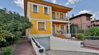 Vista exterior de Casa o xalet en venda en Aldeamayor de San Martín amb Calefacció, Jardí privat i Terrassa