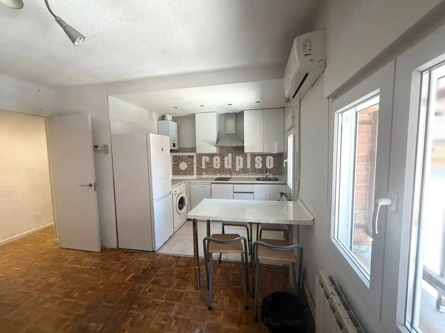 Kitchen of Flat for sale in Madrid  with Air Conditioner