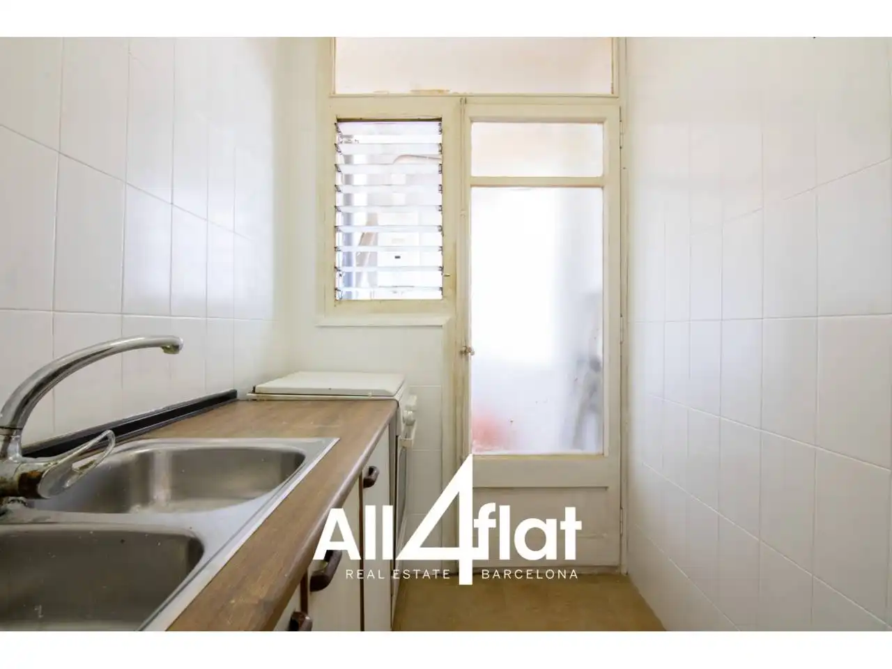 Flat with terrace for sale in Calle Tres de Abril, imagen 18