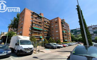 Vista exterior de Pis en venda en  Madrid Capital amb Calefacció, Jardí privat i Terrassa