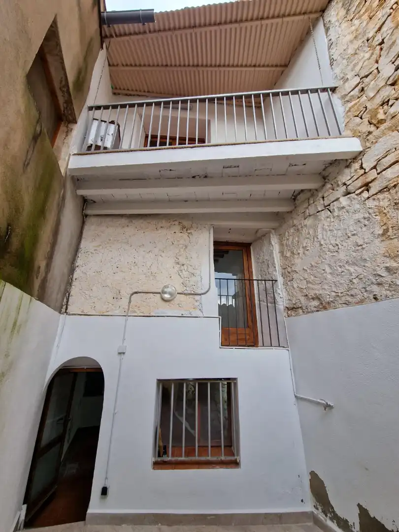 Vista exterior de Casa o chalet en venta en El Vilosell con Balcón