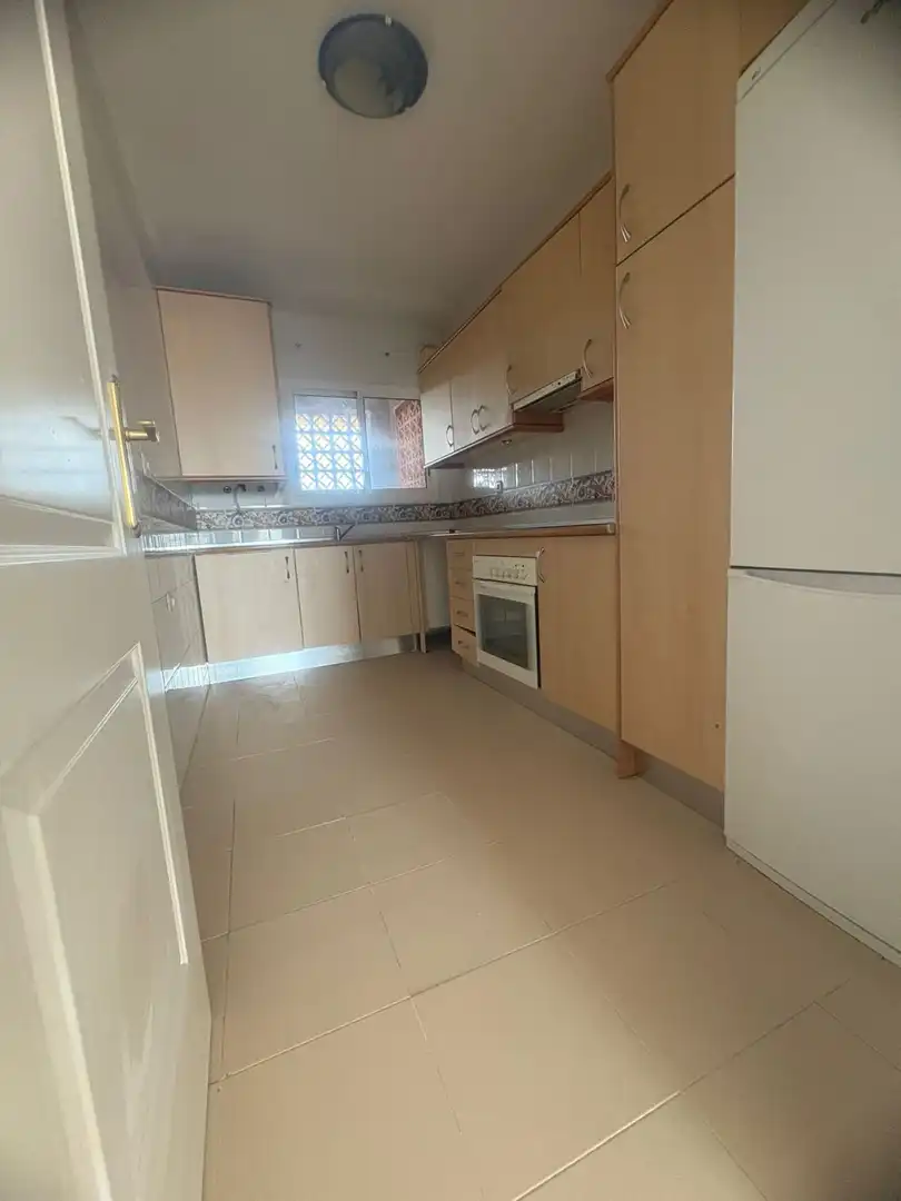 Küche von Wohnung zum Verkauf in Marbella mit Klimaanlage, Heizung und Terrasse