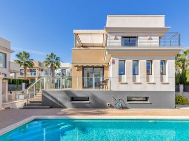 Villa avec piscine à vendre à Calle Turquesa