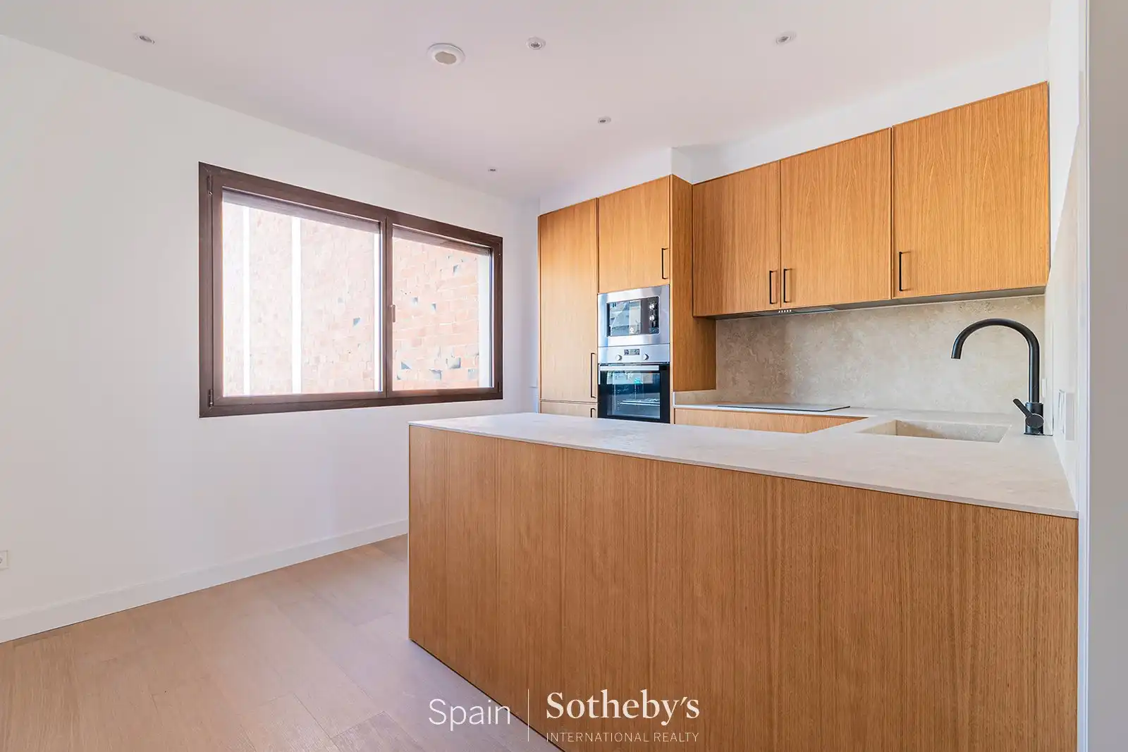 Cuina de Àtic en venda en Barcelona amb Aire condicionat, Calefacció i Terrassa