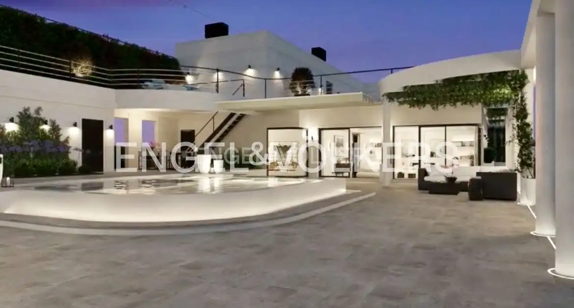 Vista exterior de Ático en venta en Tetuán