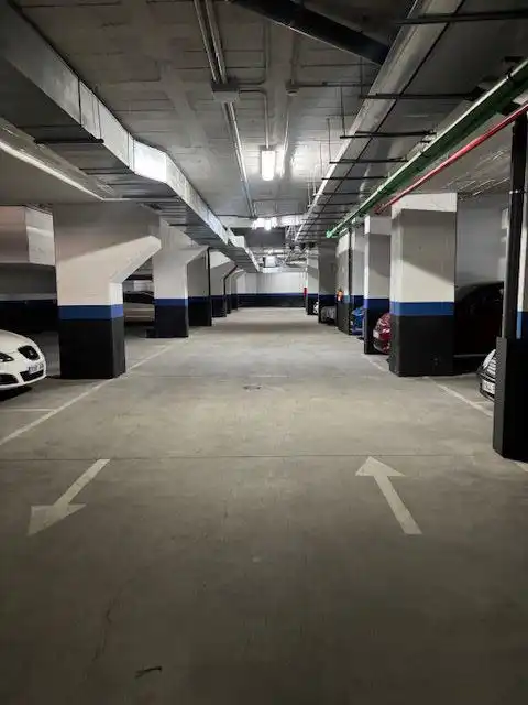 Parking of Garage for rent in Madrid
