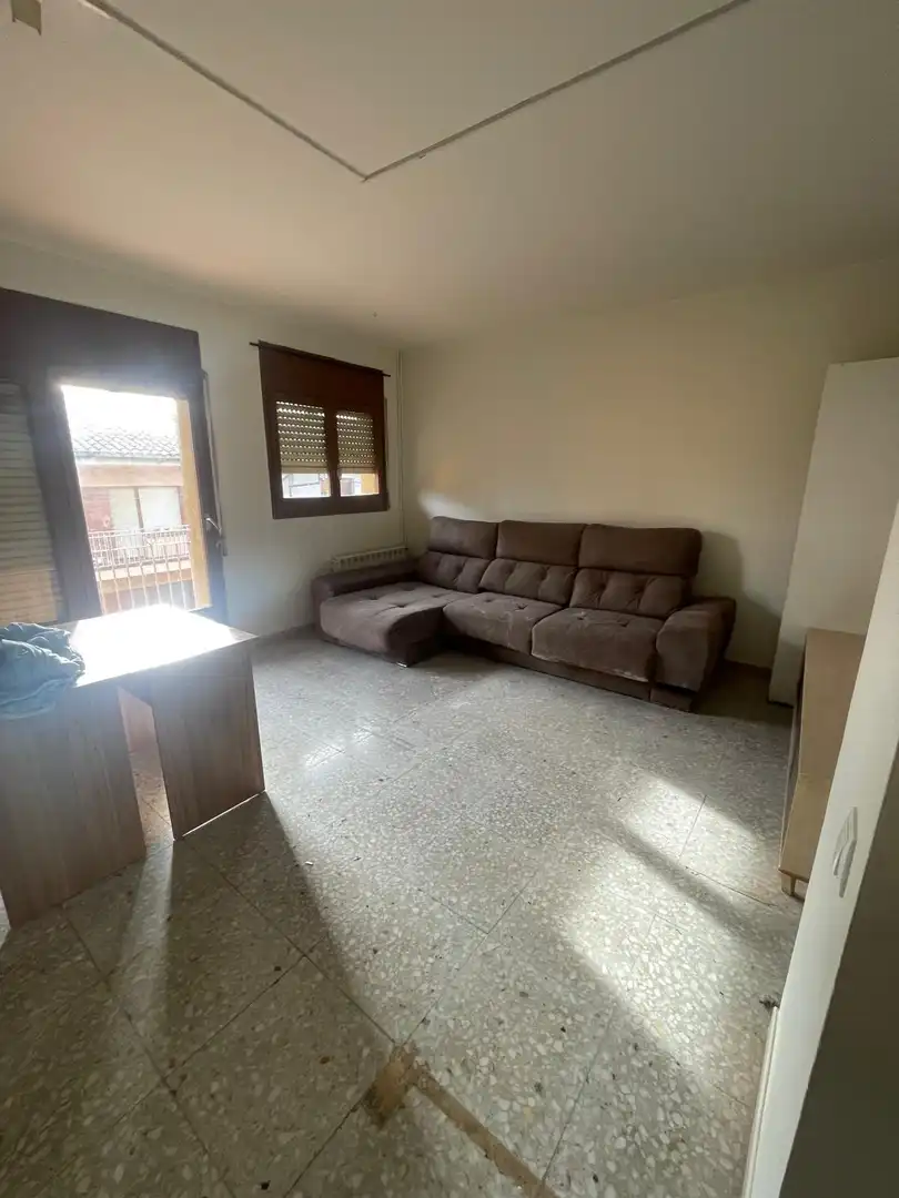 Sala de estar de Piso en venta en Manlleu con Calefacción y Balcón