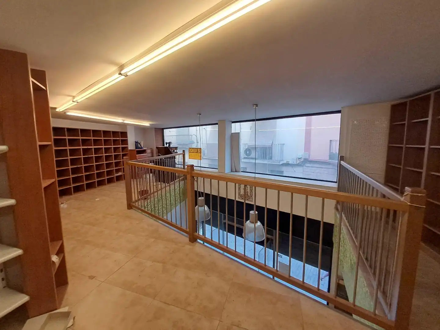 Local comercial en venda a Carrer de Santa Madrona, imagen 2
