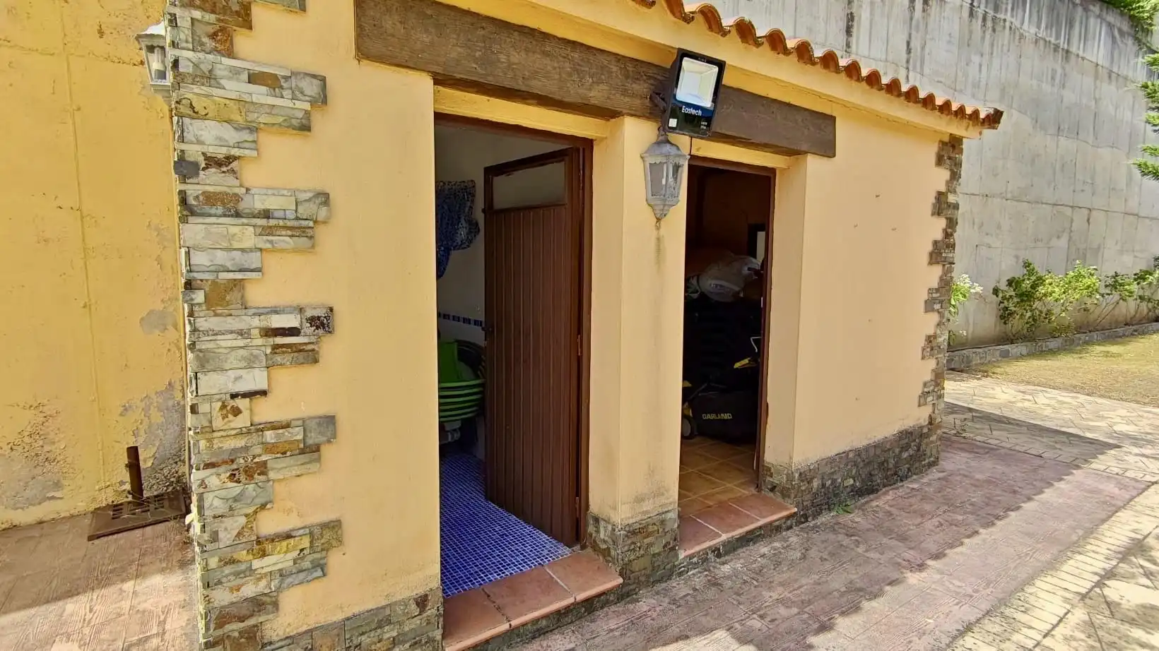 Country homes for sale in Plasencia  with Air Conditioner, Heating and Terrace