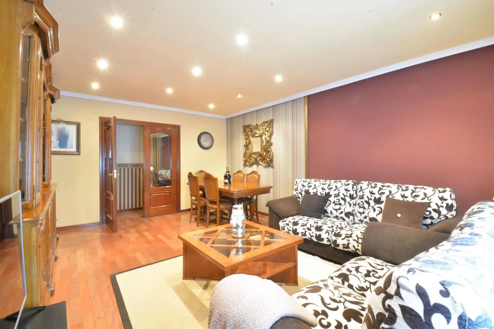 Sala de estar de Casa o chalet en venta en Oviedo  con Calefacción