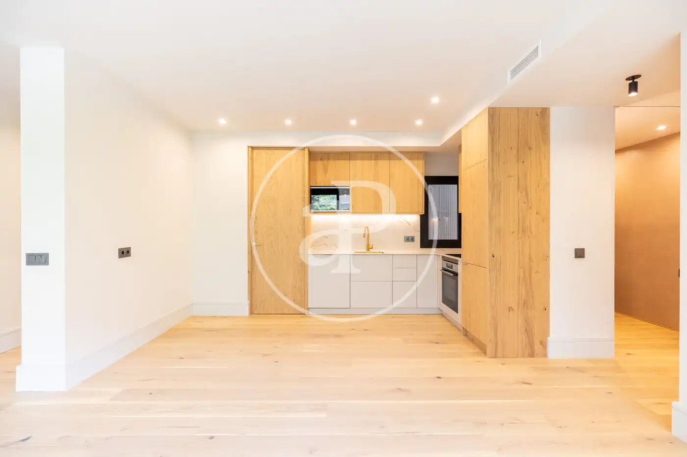 Cocina de Piso en venta en Barcelona con Aire acondicionado, Calefacción y Amueblado