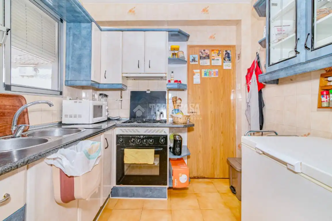 Cocina de Piso en venta en Loja con Aire acondicionado, Amueblado y Balcón