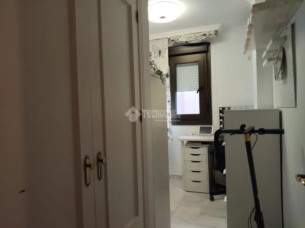 Habitación de Piso en venta en Córdoba con Aire acondicionado, Trastero y Balcón