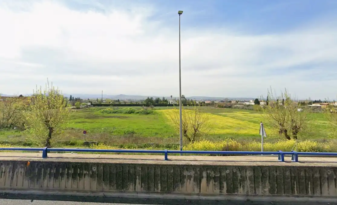 Nau industrial en venda en Granada amb Calefacció