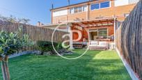 Jardí de Casa adosada en venda en Sant Cugat del Vallès amb Calefacció, Jardí privat i Terrassa
