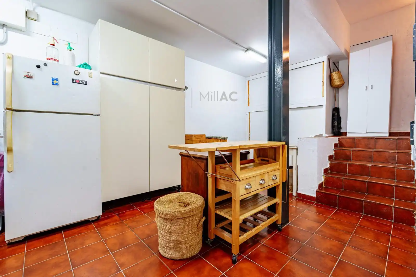 Cocina de Casa adosada en venta en Madrid con Aire acondicionado, Calefacción y Jardín privado