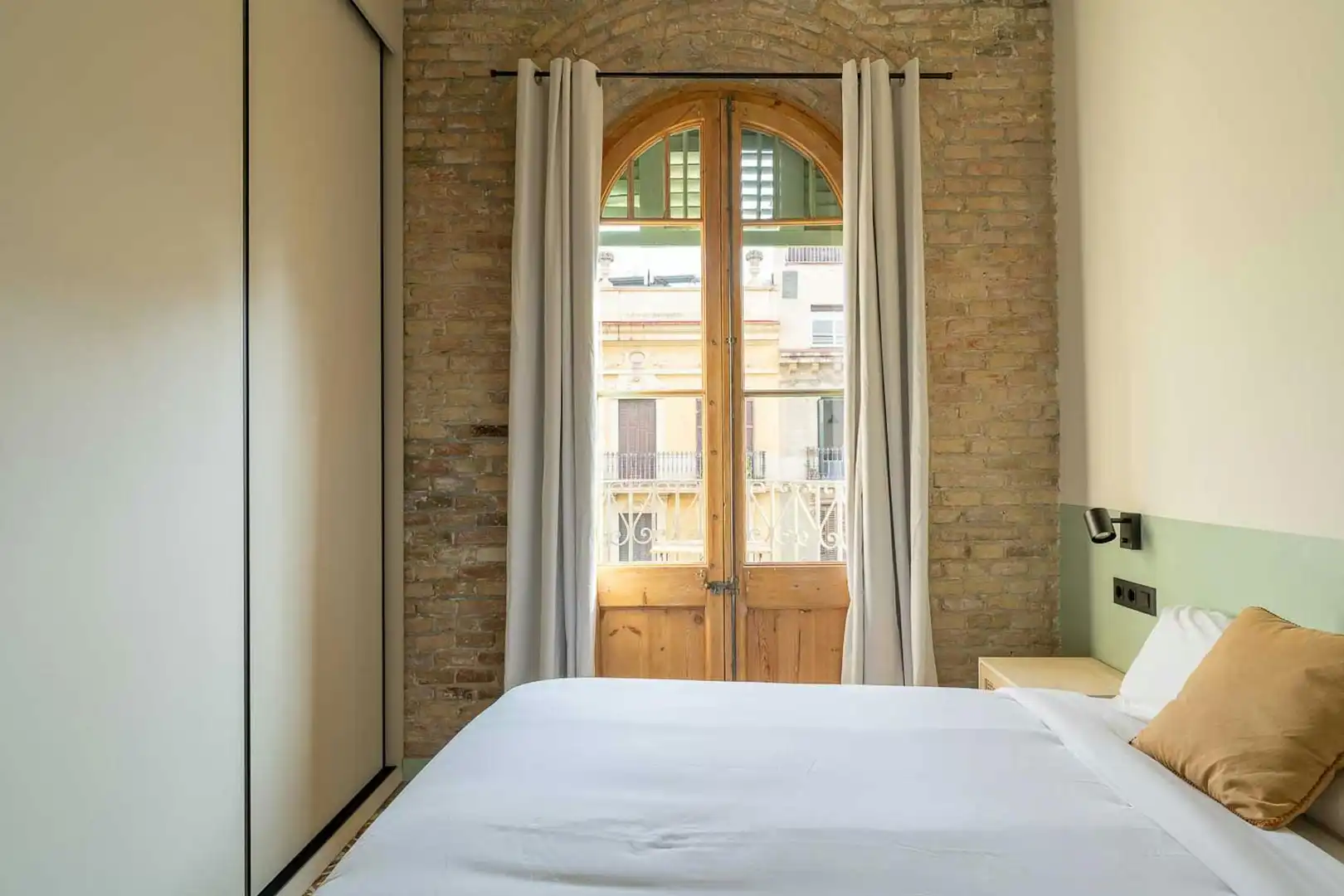 Habitación de Piso de alquiler en Barcelona con Aire acondicionado, Calefacción y Amueblado