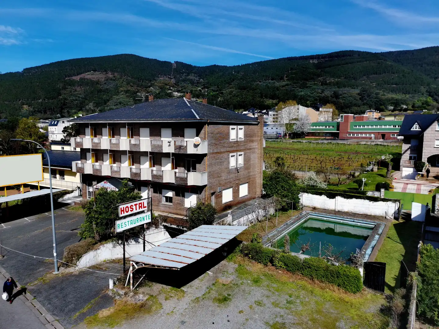 Edifici en venda en Quiroga amb Piscina comunitària
