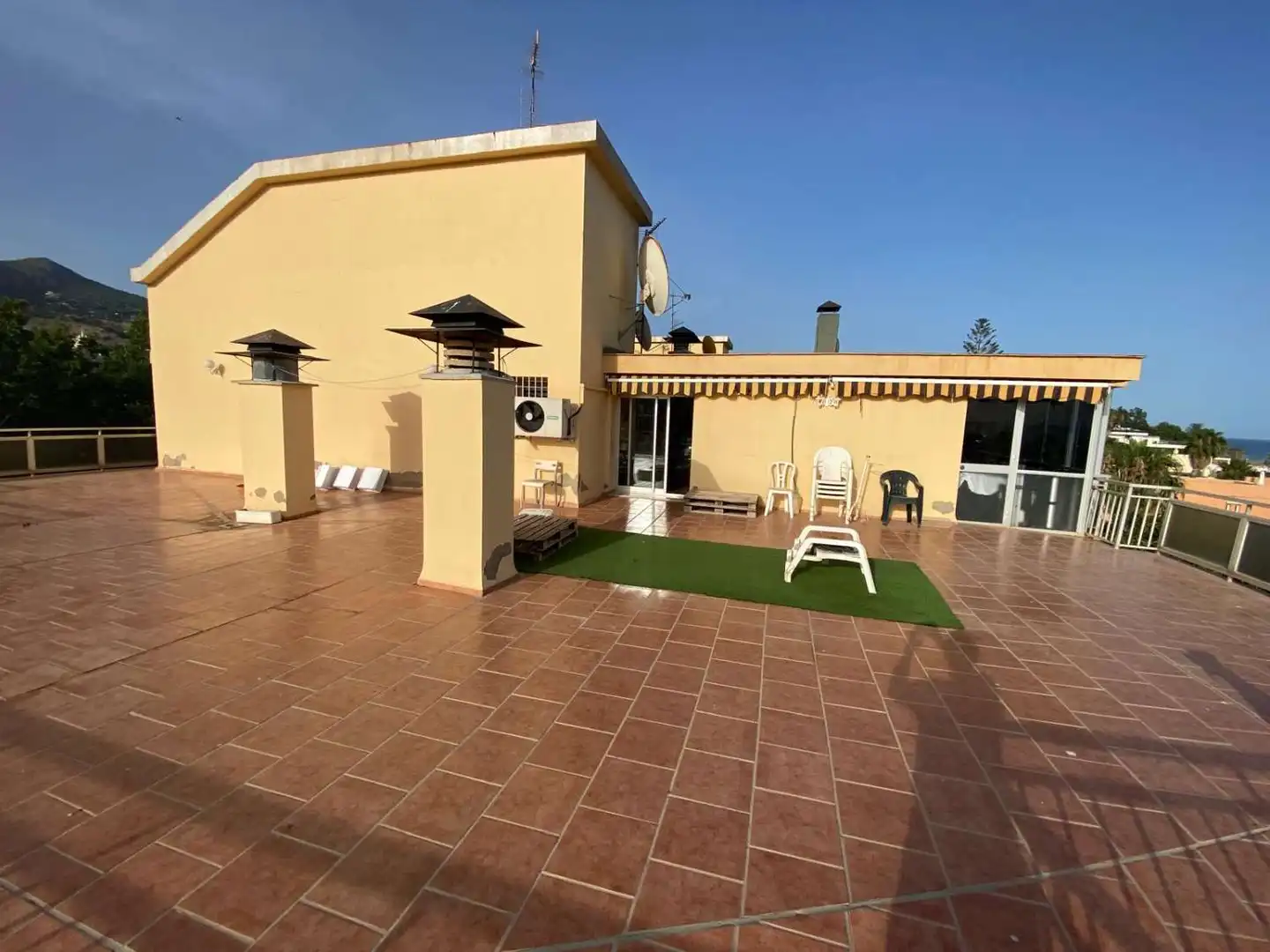 Terraza de Ático en venta en Málaga con Aire acondicionado, Terraza y Piscina