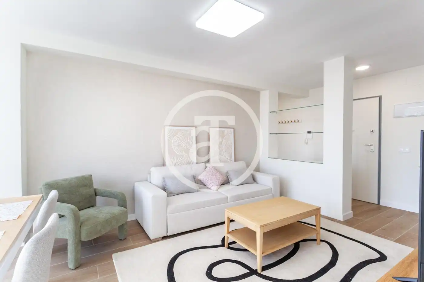 Living room of Flat for rent in Madrid  with Heating, Furnished and Oven